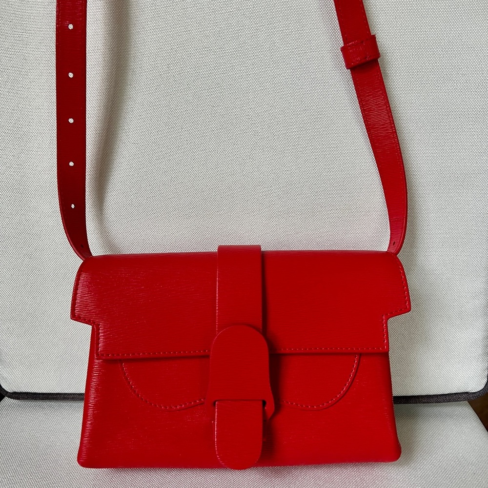 Red Senreve Aria Bag